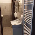 Orchidea Apartment *